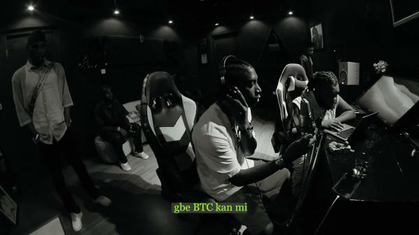 VIDEO: Victor AD & Bella Shmurda - Eye Clear (Visualizer)