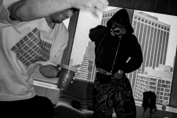 Fred again.. – Victory Lap ft. Skepta & PlaqueBoyMax